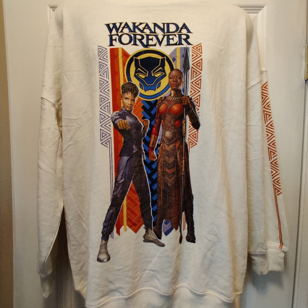 Sweatshirt